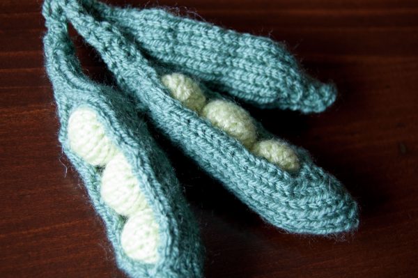 knit pea pod pattern