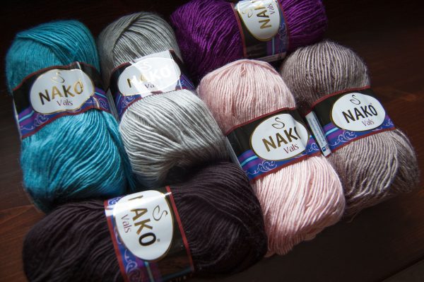 nako vals lightweight acrylic roving yarn