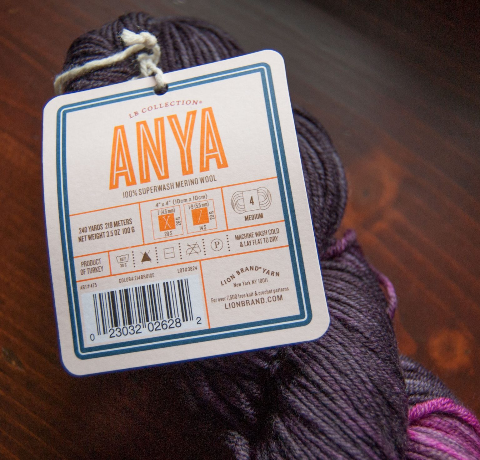 Lion Brand Superwash Merino & Anya Merino Yarn - Budget Yarn Reviews