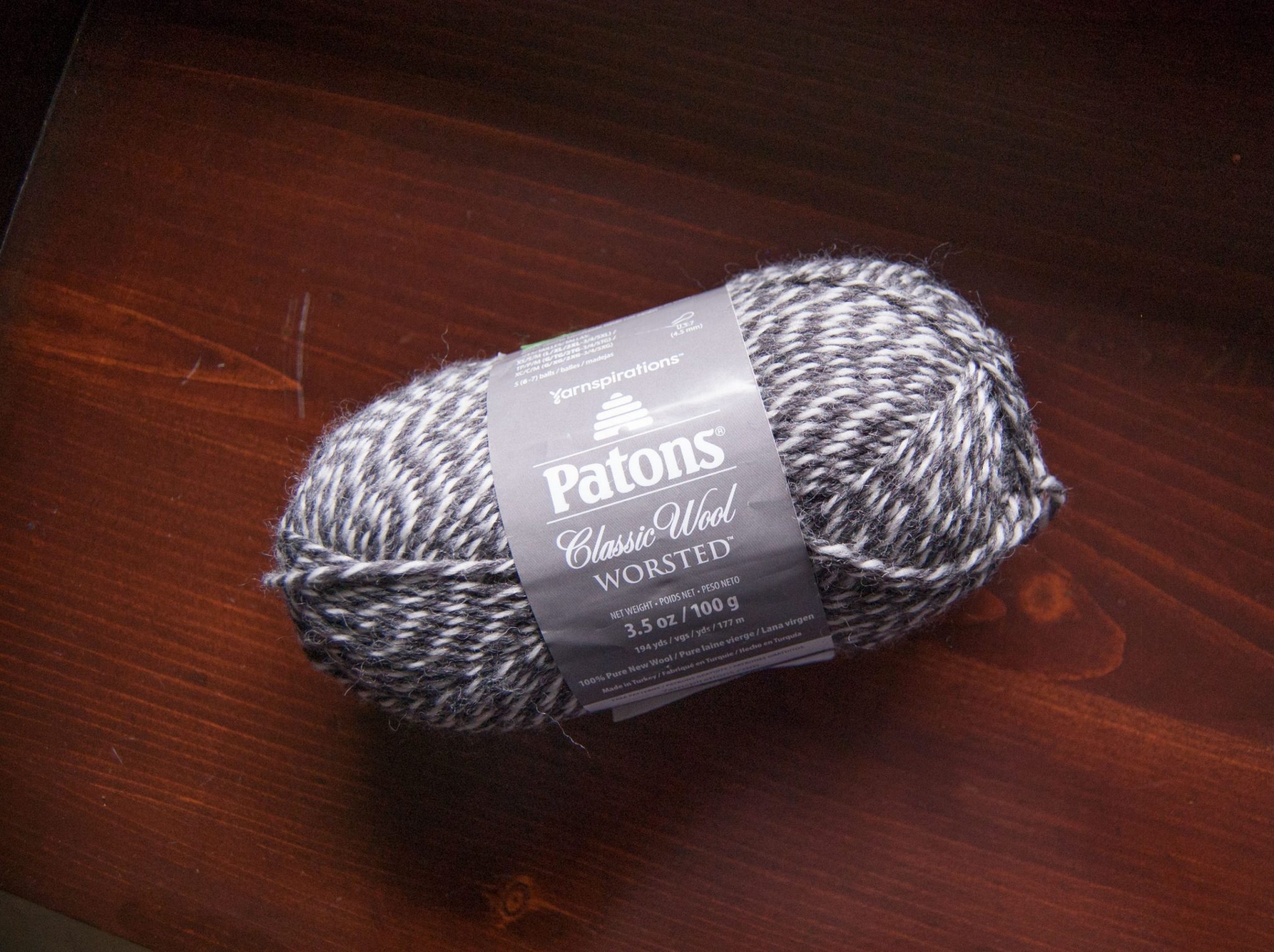 Patons Classic Wool Worsted Yarn - Budget Yarn Reviews
