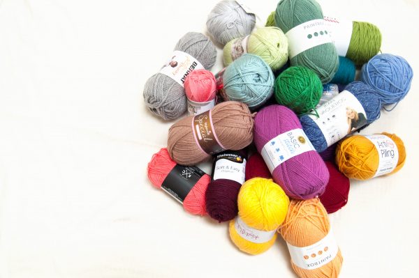 Budget Yarn Reviews Ultimate Acrylic Yarn Comparison