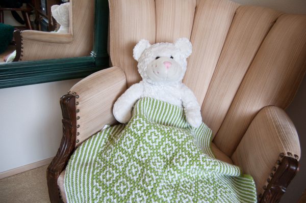 green white mosaic knitting baby blanket