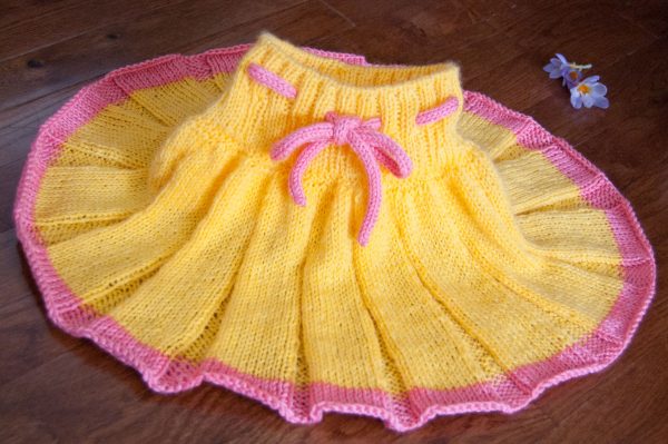 knit picks brava baby skirt knitting